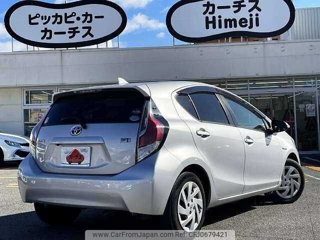 toyota aqua 2015 504928-927473 image 2