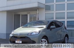 toyota aqua 2023 -TOYOTA--AQUA 6AA-MXPK11--MXPK11-2118832---TOYOTA--AQUA 6AA-MXPK11--MXPK11-2118832-