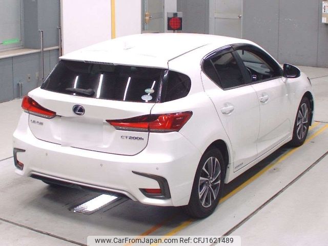 lexus ct 2018 CFJ1621489 image 2