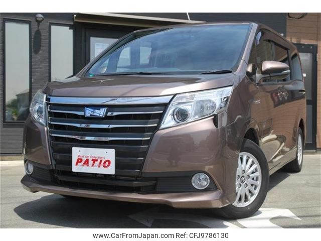 toyota noah 2015 CARSENSOR_JP_AU5758097788 image 2