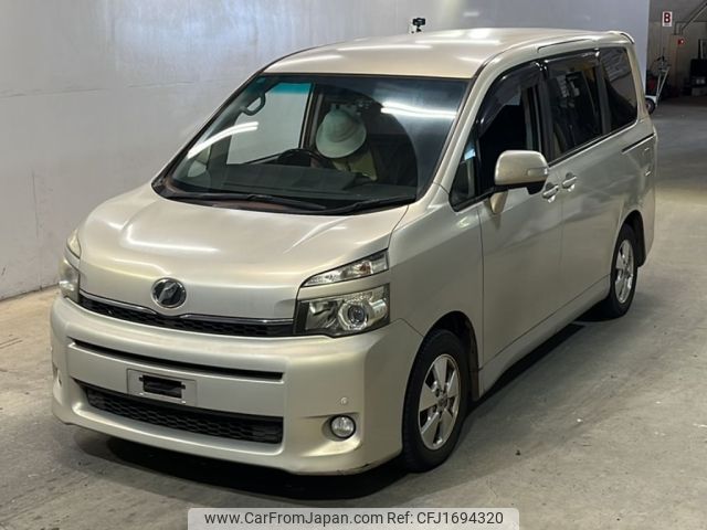 toyota voxy 2010 CFJ1694320 image 1