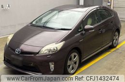 toyota prius 2013 CFJ1432474