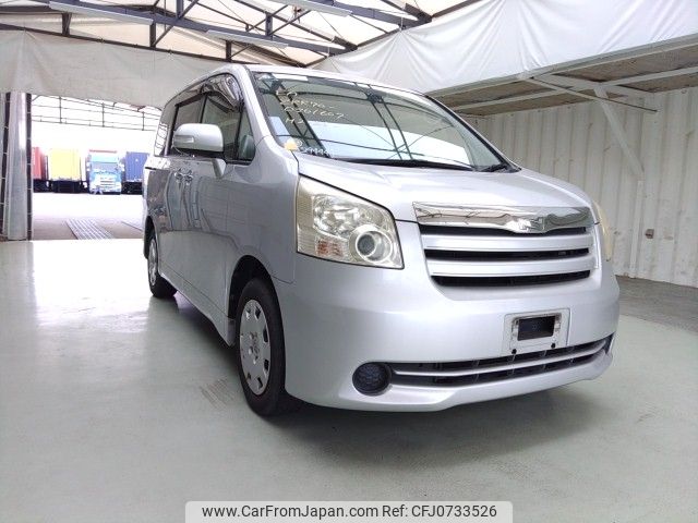 toyota noah 2010 ENHANCEAUTO_1_ea294444 image 1