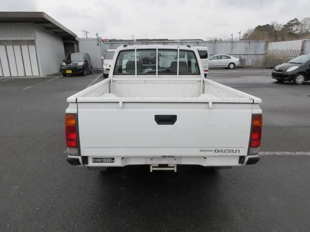 トバスピノ 1995 Nissan Datsun Pickup QD21-430311 2WD - Car Price $2,470