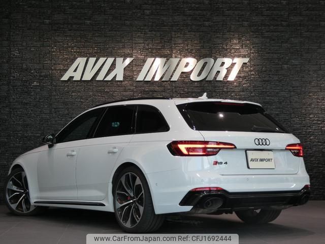 audi rs4-avant 2019 CFJ1692444 image 2