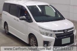 toyota voxy 2015 CFJ1843527