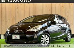 toyota aqua 2012 CFJ1497001