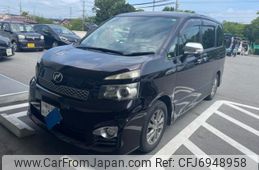 toyota voxy 2011 CFJ6948958