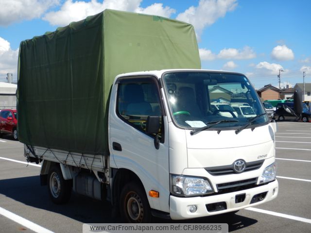 toyota dyna-truck 2017 23352604 image 1