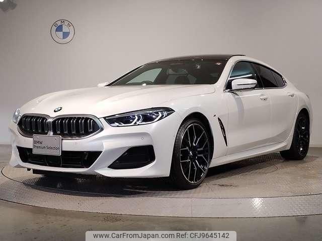 bmw 8-series 2023 quick_quick_3BA-GV30_WBAGV22010CN14573 image 1