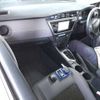 toyota auris 2014 CFJ1595771 image 4