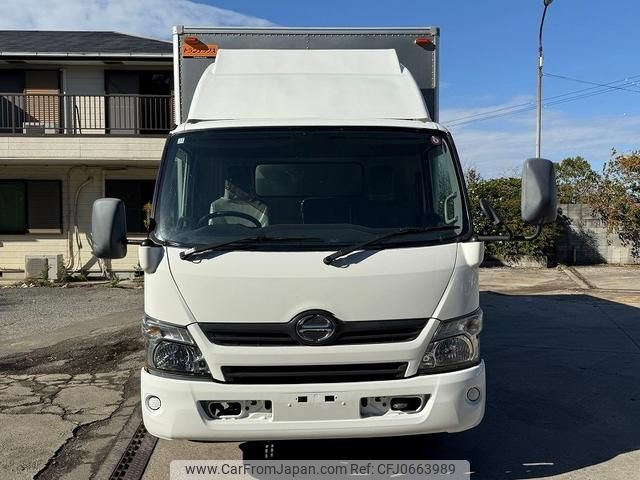 hino dutro 2014 GOO_NET_EXCHANGE_0704404A30250120W001 image 2