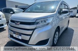 toyota noah 2018 -TOYOTA--Noah DBA-ZRR80G--ZRR80-0401779---TOYOTA--Noah DBA-ZRR80G--ZRR80-0401779-