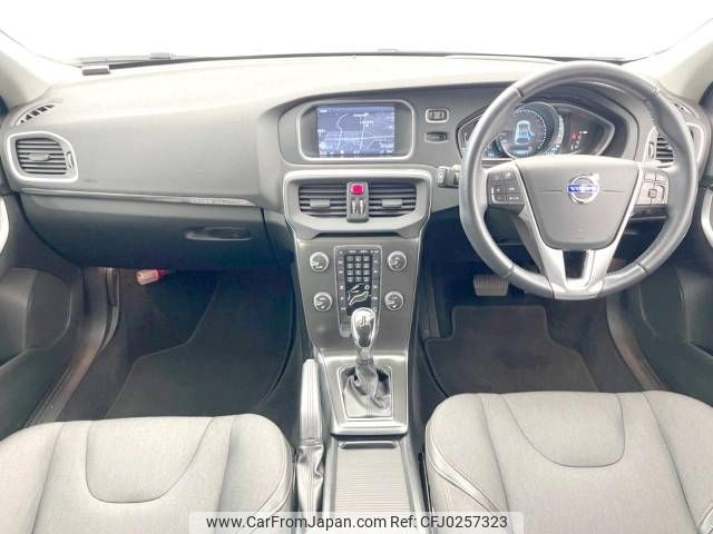 volvo v40 2013 -VOLVO--Volvo V40 DBA-MB5204T--YV1MZ6356E2028474---VOLVO--Volvo V40 DBA-MB5204T--YV1MZ6356E2028474- image 2