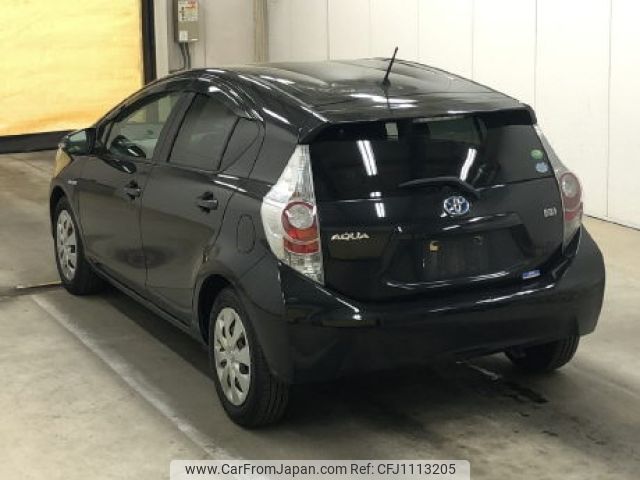 toyota aqua 2012 -TOYOTA--AQUA NHP10-6118330---TOYOTA--AQUA NHP10-6118330- image 2