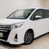 toyota noah 2014 U00029882588 image 1