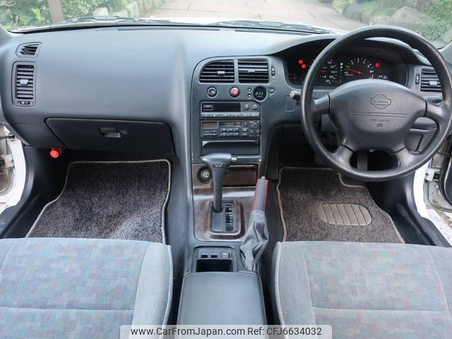 nissan skyline 1995 CFJ6634032 image 2