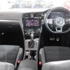 volkswagen golf-variant 2018 quick_quick_AUCHP_WVWZZZAUZHP789381 image 3