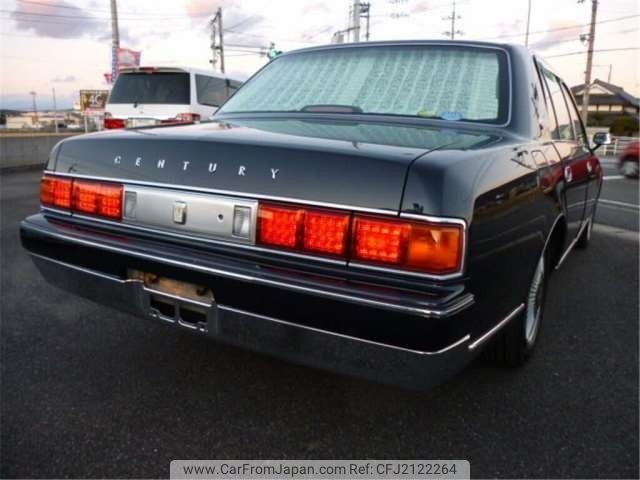 Used TOYOTA CENTURY 2007/Nov GZG50-0008305 in good condition for sale