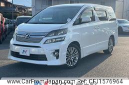 toyota vellfire 2013 CFJ1576964