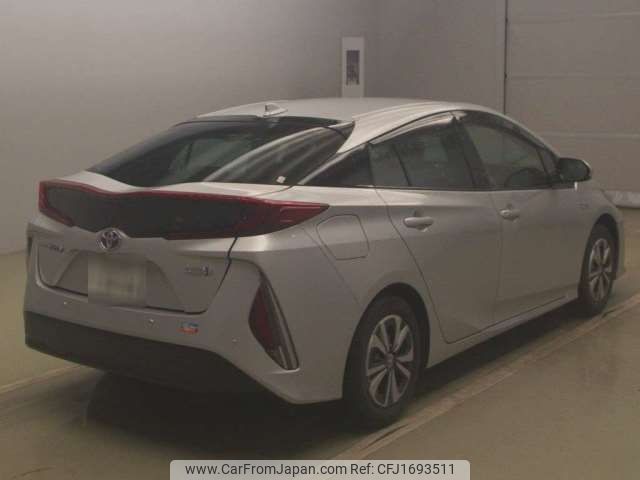 toyota prius-phv 2021 CFJ1693511 image 2