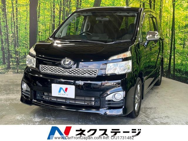 toyota voxy 2012 CFJ1731482 image 1