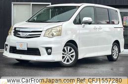 toyota noah 2012 CFJ1557280