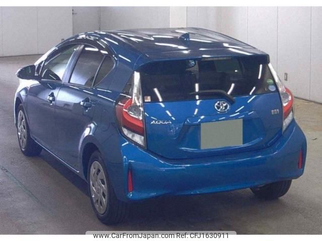 toyota aqua 2017 CFJ1630911 image 2