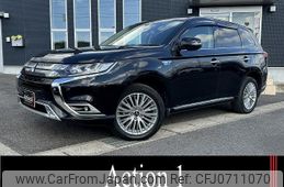 mitsubishi outlander-phev 2019 quick_quick_GG3W_GG3W-0606924