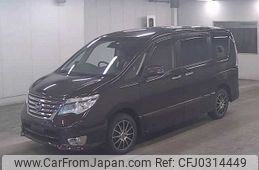 nissan serena 2016 II129