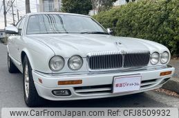 jaguar-xj-series-1996-20477-car_cf7ef2e0-de82-48c0-b924-a8c7db81eed9