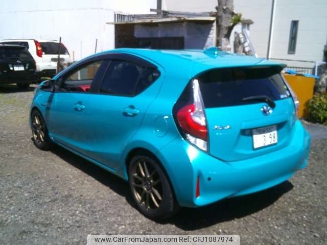 toyota aqua 2017 -TOYOTA 【名古屋 500 1】--AQUA DAA-NHP10--NHP10-6635855---TOYOTA 【名古屋 500 1】--AQUA DAA-NHP10--NHP10-6635855- image 2