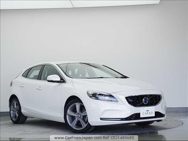 volvo v40 2014 -VOLVO--Volvo V40 MB4164T--E2149429---VOLVO--Volvo V40 MB4164T--E2149429- image 1