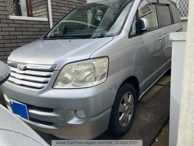 toyota noah 2002 -TOYOTA--Noah TA-AZR60G--AZR60-0029301---TOYOTA--Noah TA-AZR60G--AZR60-0029301- image 1