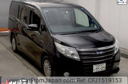 toyota noah 2014 CFJ1519153