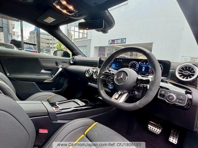 mercedes-benz a-class 2025 CFJ1806183 image 2