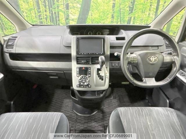 toyota voxy 2012 -TOYOTA--Voxy DBA-ZRR70W--ZRR70-0465553---TOYOTA--Voxy DBA-ZRR70W--ZRR70-0465553- image 2