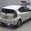 toyota aqua 2018 CFJ1568074 image 2