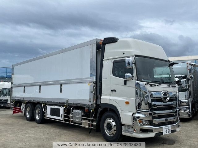 HINO PROFIA キャリアカー カーゴ | ラインアップ | 日野プロフィア | 日野自動車