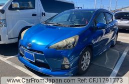 toyota aqua 2013 CFJ1791773