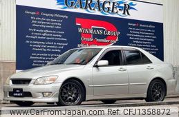 toyota altezza 2002 CFJ1358872