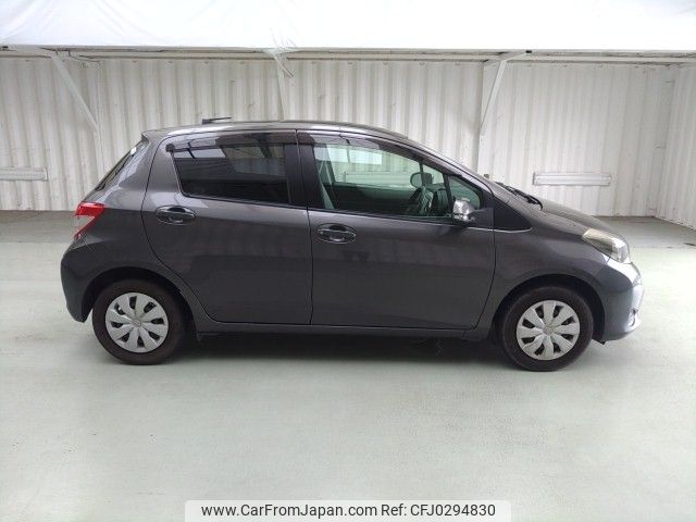 toyota vitz 2011 ENHANCEAUTO_1_ea288777 image 2