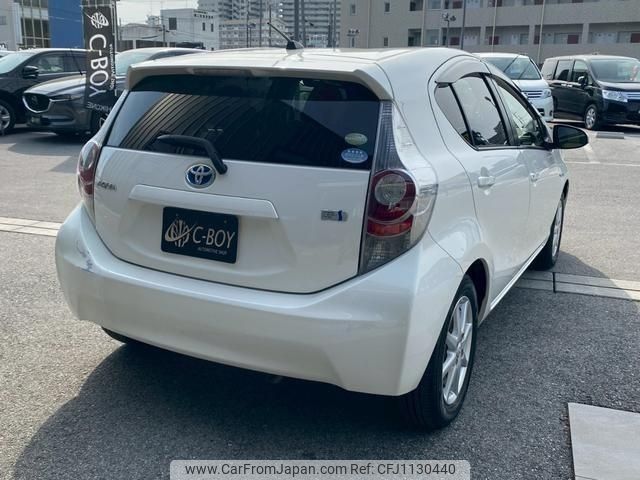 toyota aqua 2012 -TOYOTA--AQUA NHP10--NHP10-6005519---TOYOTA--AQUA NHP10--NHP10-6005519- image 2