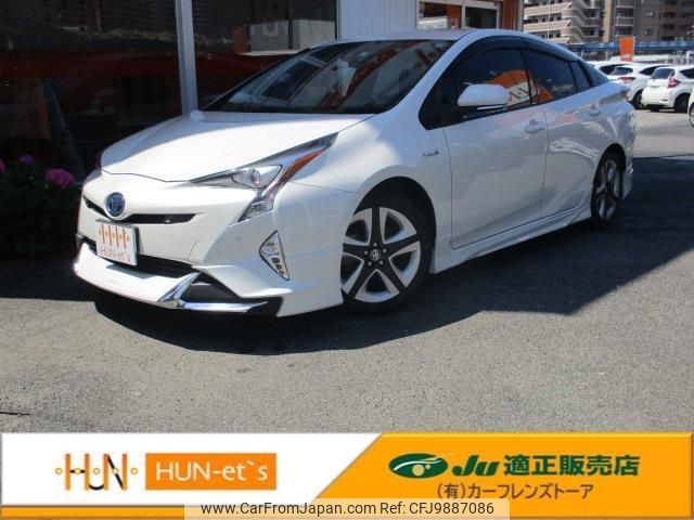 toyota prius 2017 quick_quick_ZVW51_ZVW51-6060102 image 1