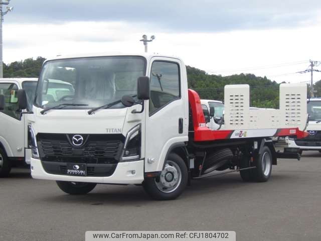 mazda titan 2025 CFJ1804702 image 1