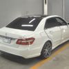 mercedes-benz e-class 2011 CFJ1802255 image 2
