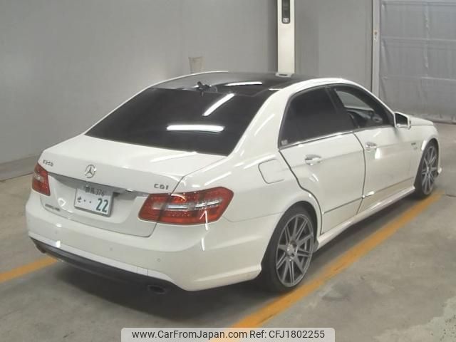 mercedes-benz e-class 2011 CFJ1802255 image 2