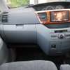 toyota noah 2004 170929260817 image 21