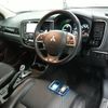 mitsubishi outlander-phev 2015 quick_quick_DLA-GG2W_GG2W-0107976 image 3