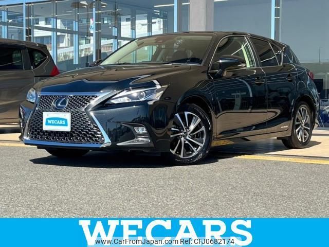 lexus ct 2018 quick_quick_DAA-ZWA10_ZWA10-2343224 image 1